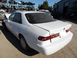 1999 TOYOTA CAMRY LE WHITE 2.2L AT Z17824